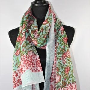 Versatile Floral India Print Cotton Fabric, 45.5 x 75 inches, White, Aqua, Red